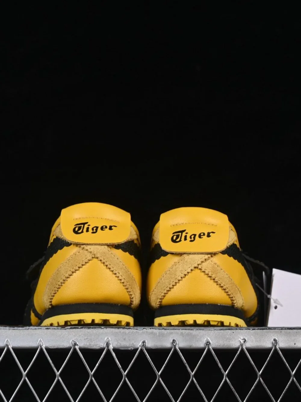 Onitsuka Tiger Mexico 66 Ballerina Yellow / Black 💛🖤 - Picture 5 of 9